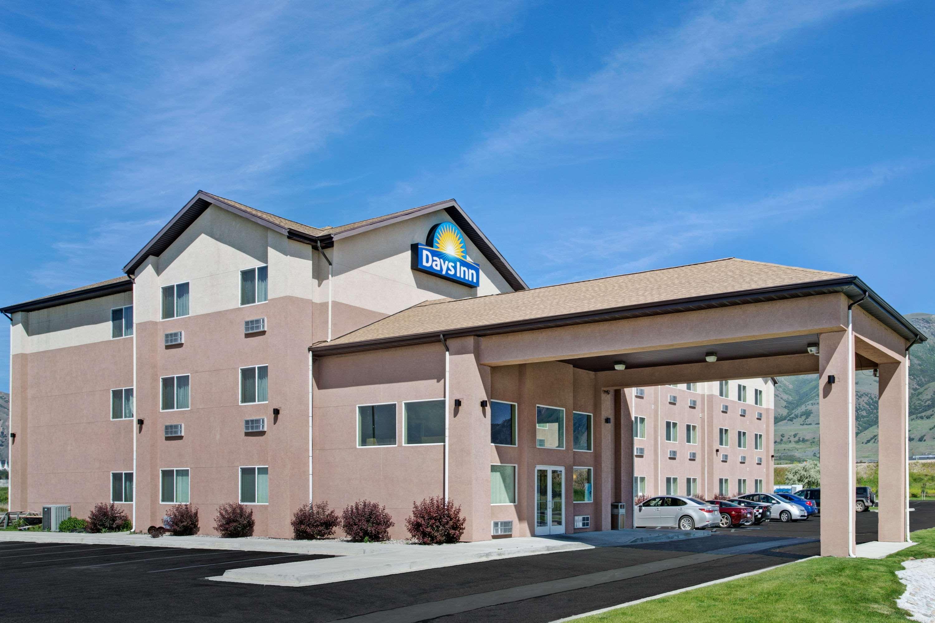 Days Inn By Wyndham Brigham City Extérieur photo