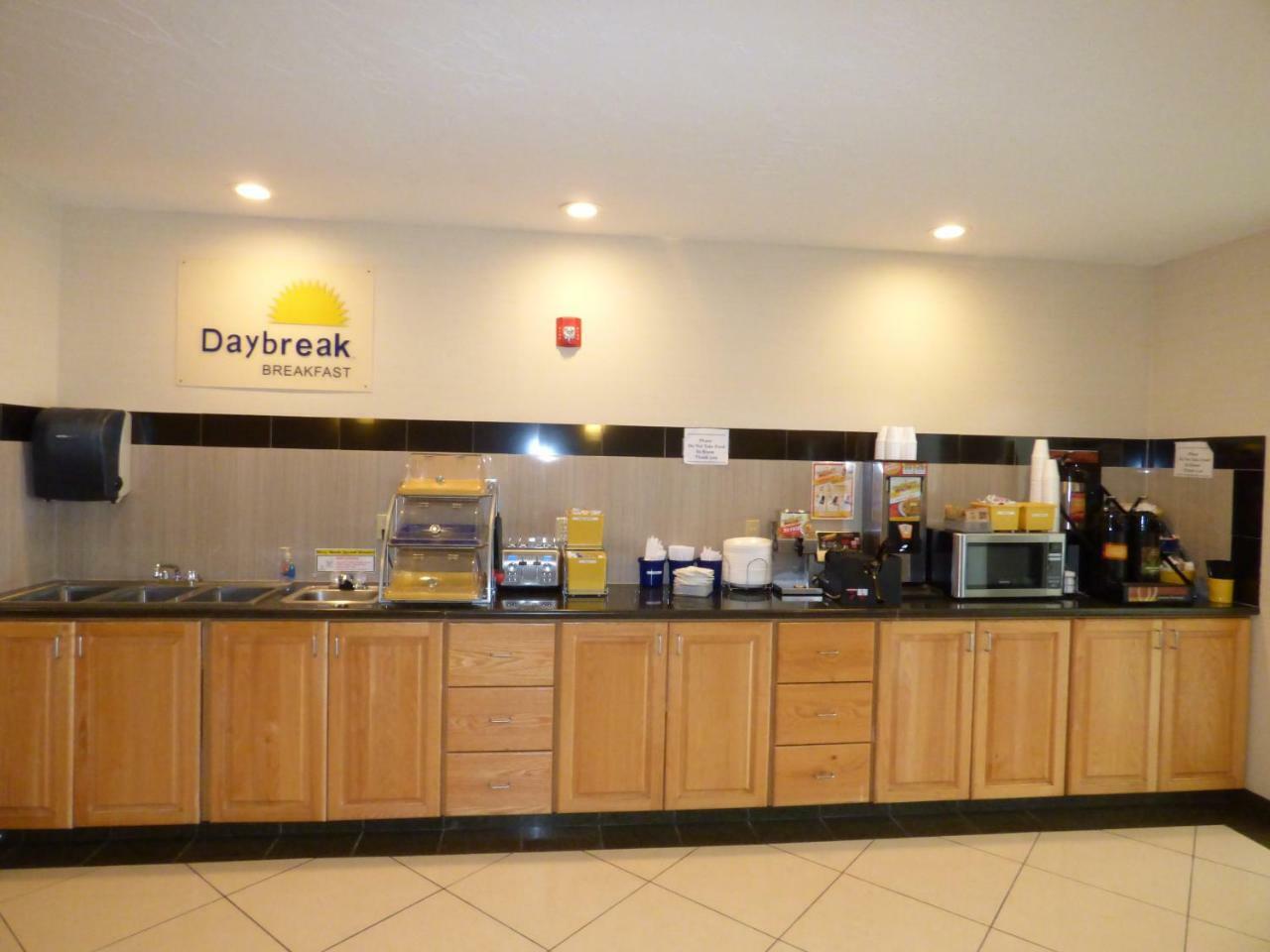 Days Inn By Wyndham Brigham City Extérieur photo